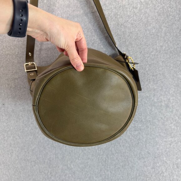 Coach Olive Green Leather Bleecker Bucket Bag Shoulder Zip‎ Close Purse Boho - Picture 12 of 16